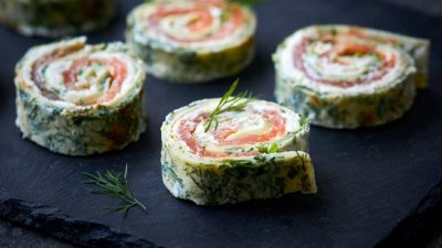 Копченая форель и рикотта Herby Pinwheels